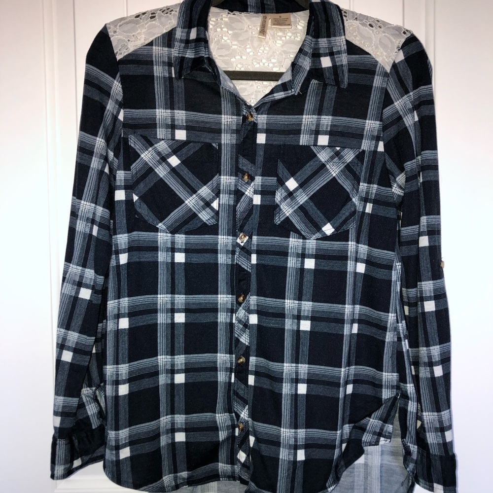 Women’s Button Down Top
